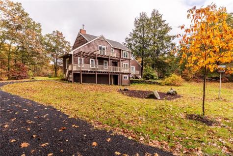 74/76 Towantic Hill Road Oxford CT 06478