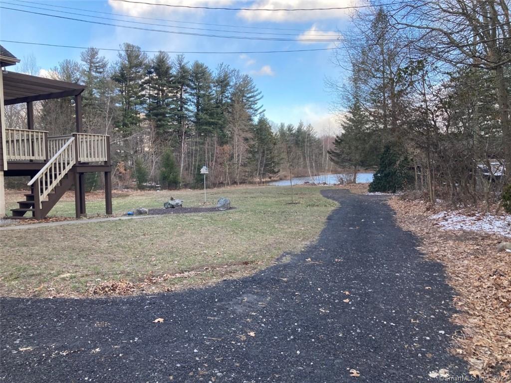 74/76 Towantic Hill Road Oxford CT 06478