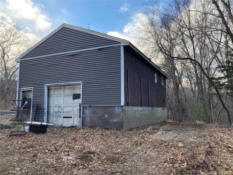 74/76 Towantic Hill Road Oxford CT 06478