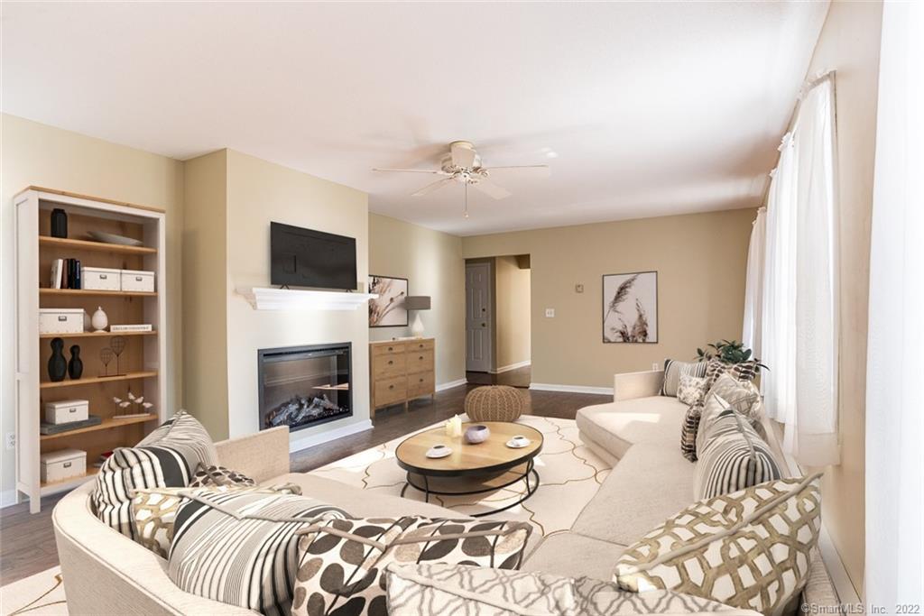 74/76 Towantic Hill Road Oxford CT 06478