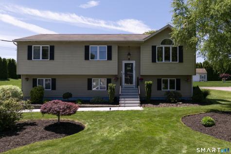 32 Angela Drive East Haven CT 06512