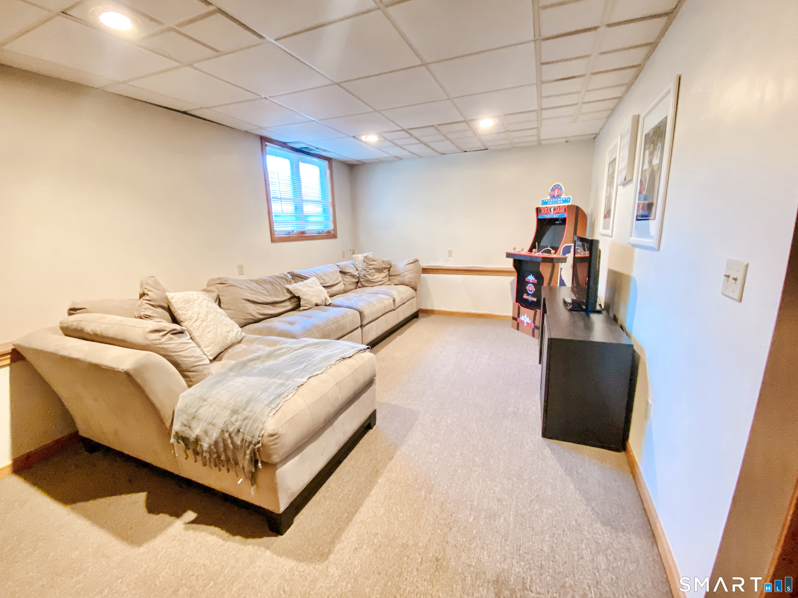 32 Angela Drive East Haven CT 06512