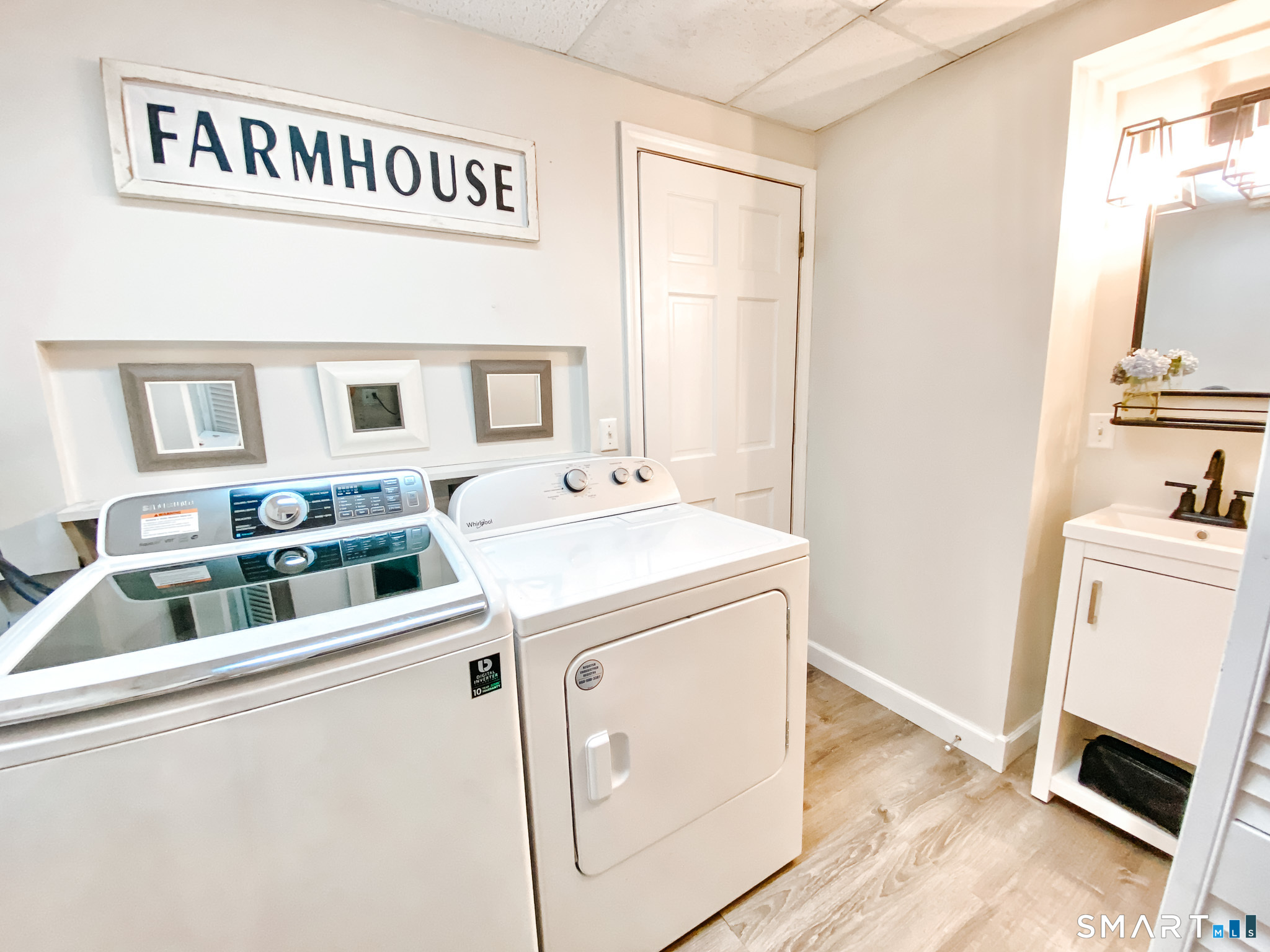 32 Angela Drive East Haven CT 06512