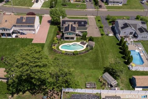 32 Angela Drive East Haven CT 06512