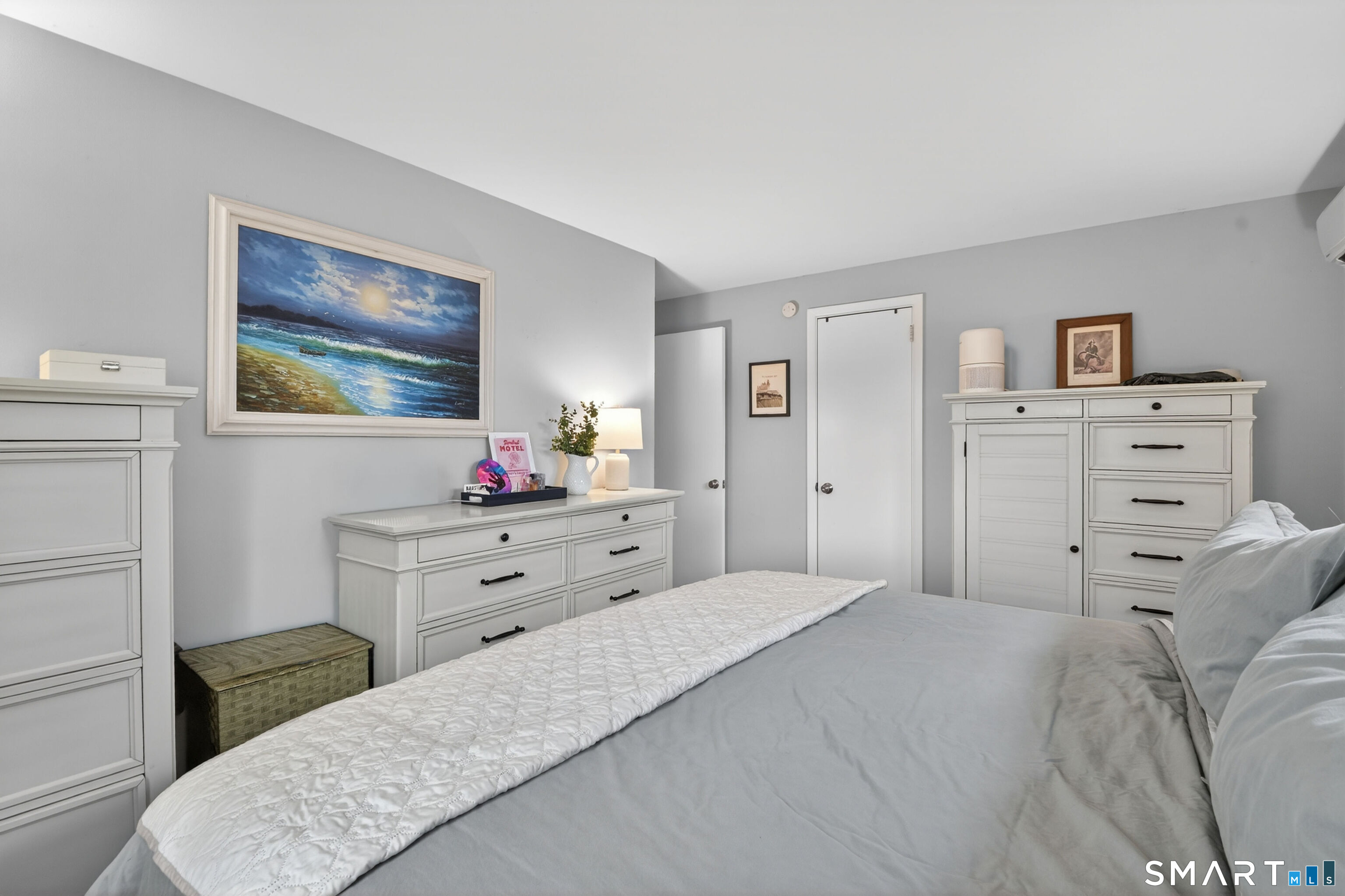 15 Riverside Drive Branford CT 06405