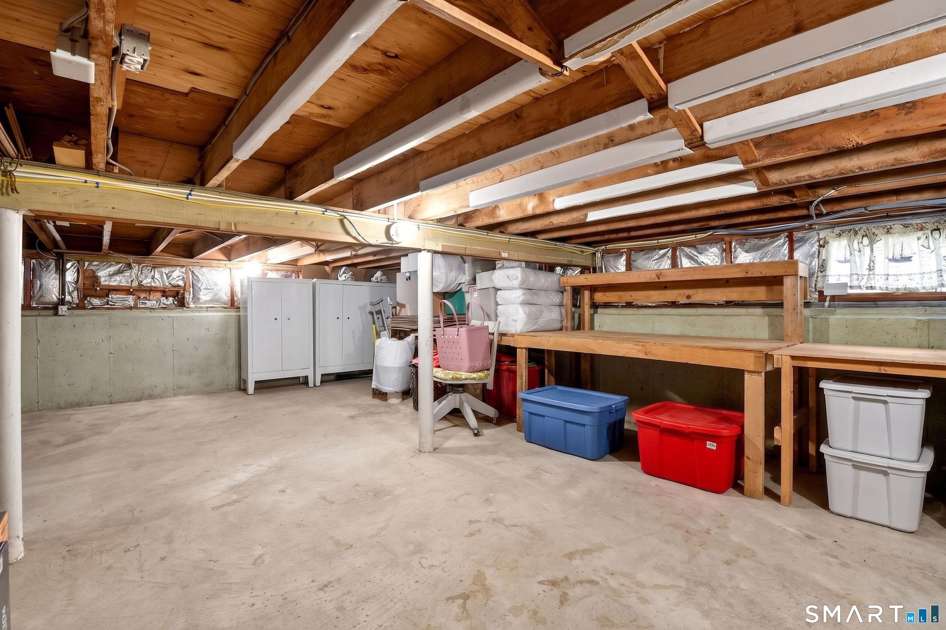 15 Riverside Drive Branford CT 06405