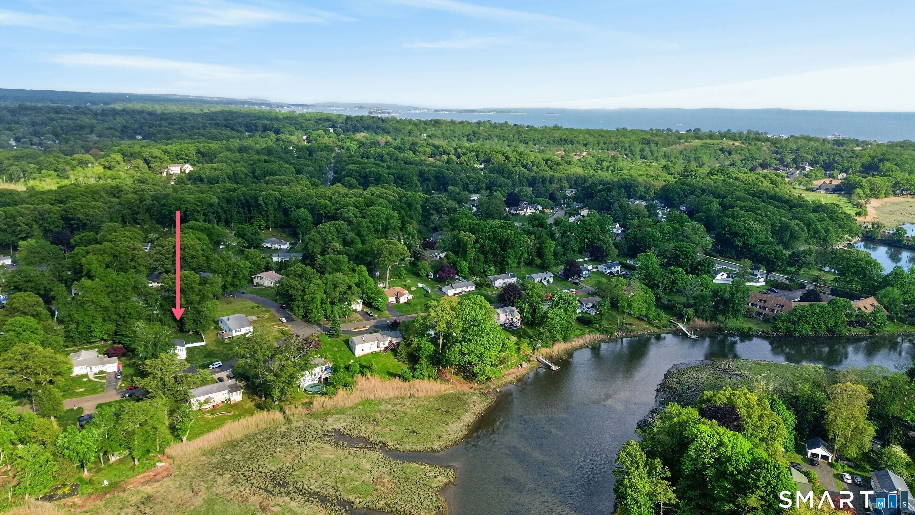 15 Riverside Drive Branford CT 06405