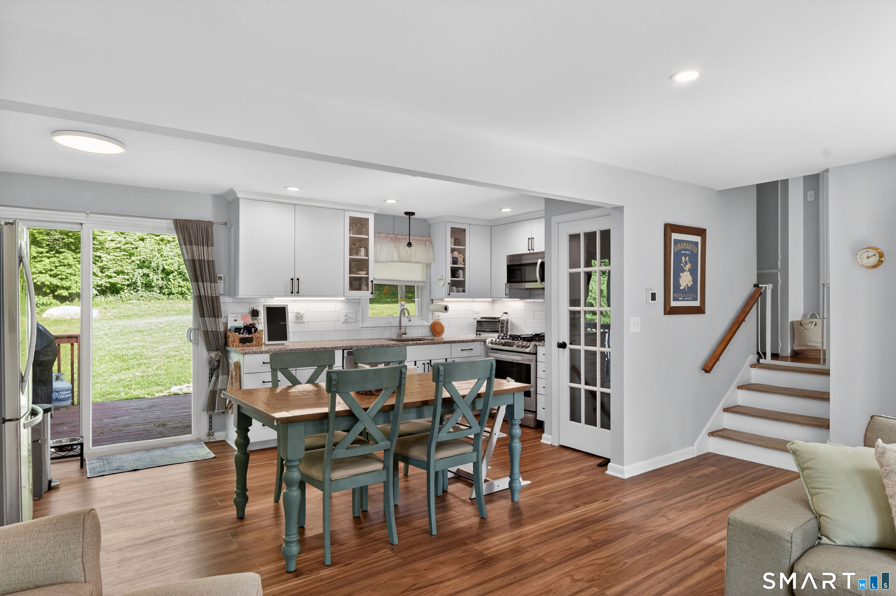 15 Riverside Drive Branford CT 06405