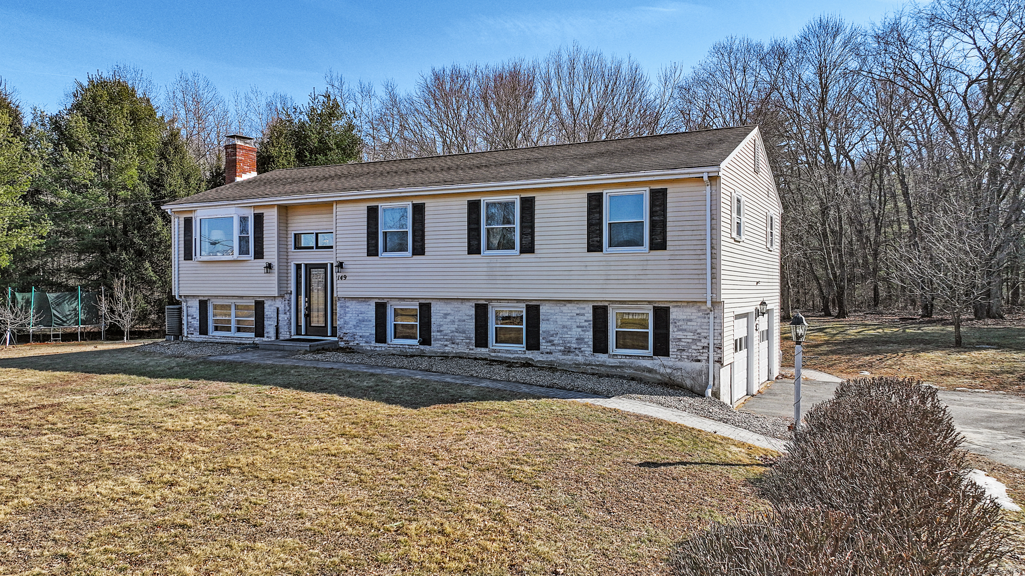 149 Hoskins Road Simsbury CT 06070