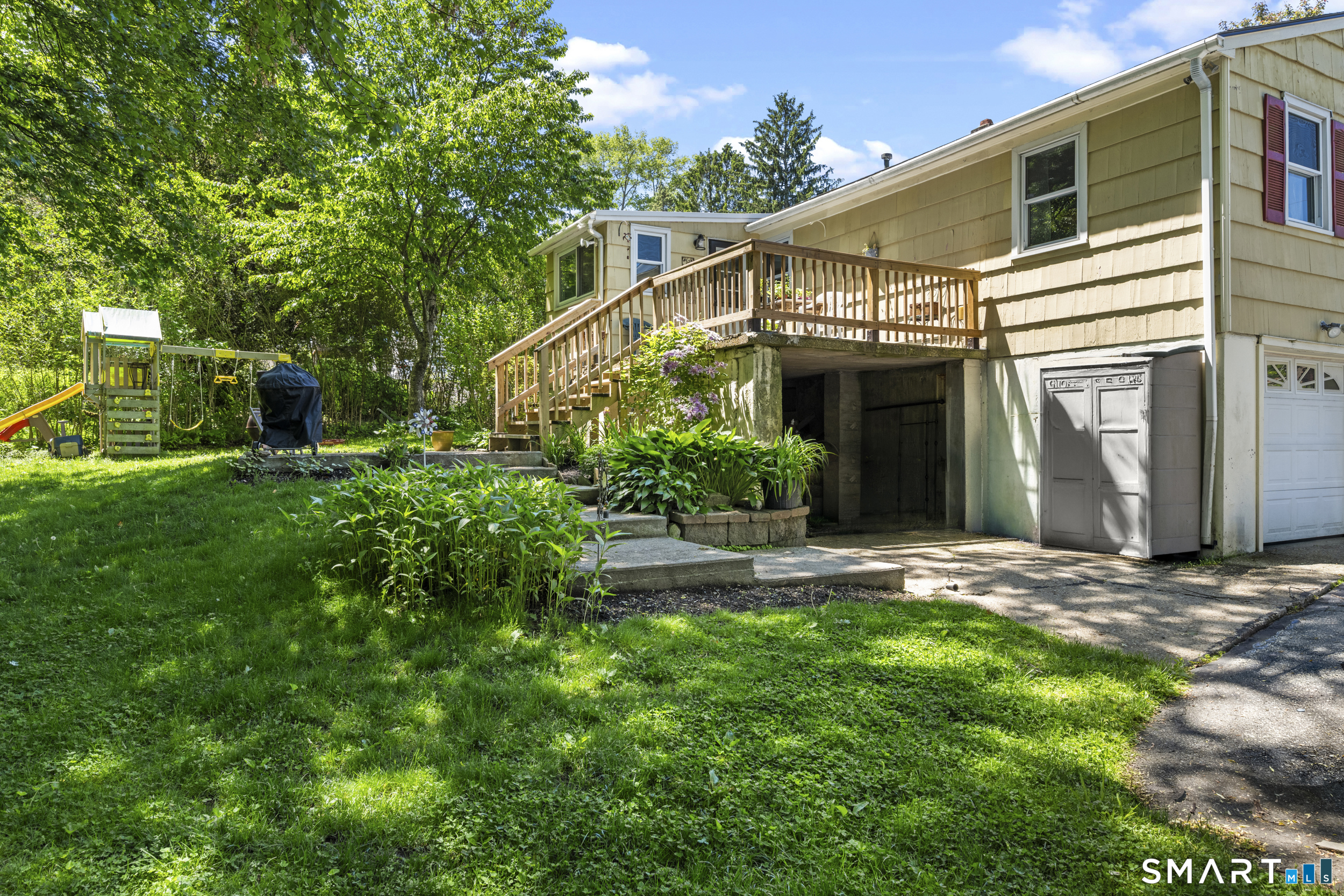 16 Pollys Lane Montville CT 06382