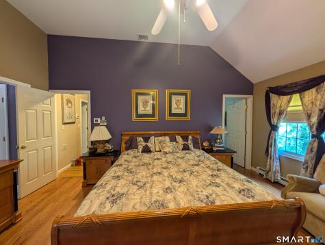32 Shari Drive Seymour CT 06483