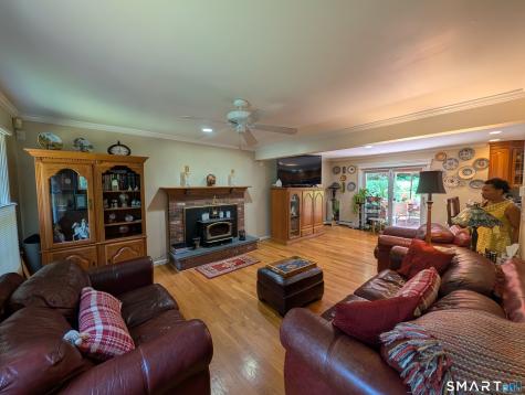 32 Shari Drive Seymour CT 06483