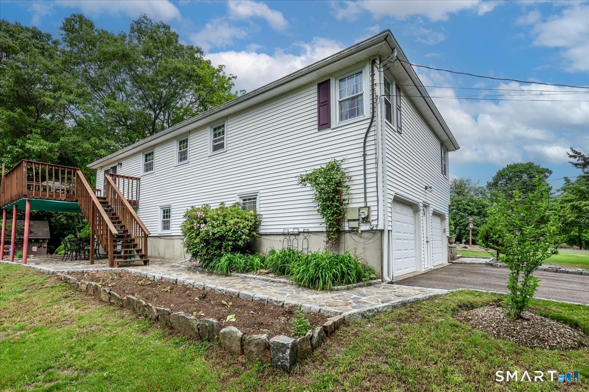3 Poe Place Shelton CT 06484