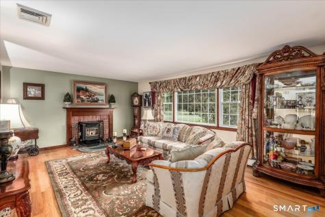 3 Poe Place Shelton CT 06484