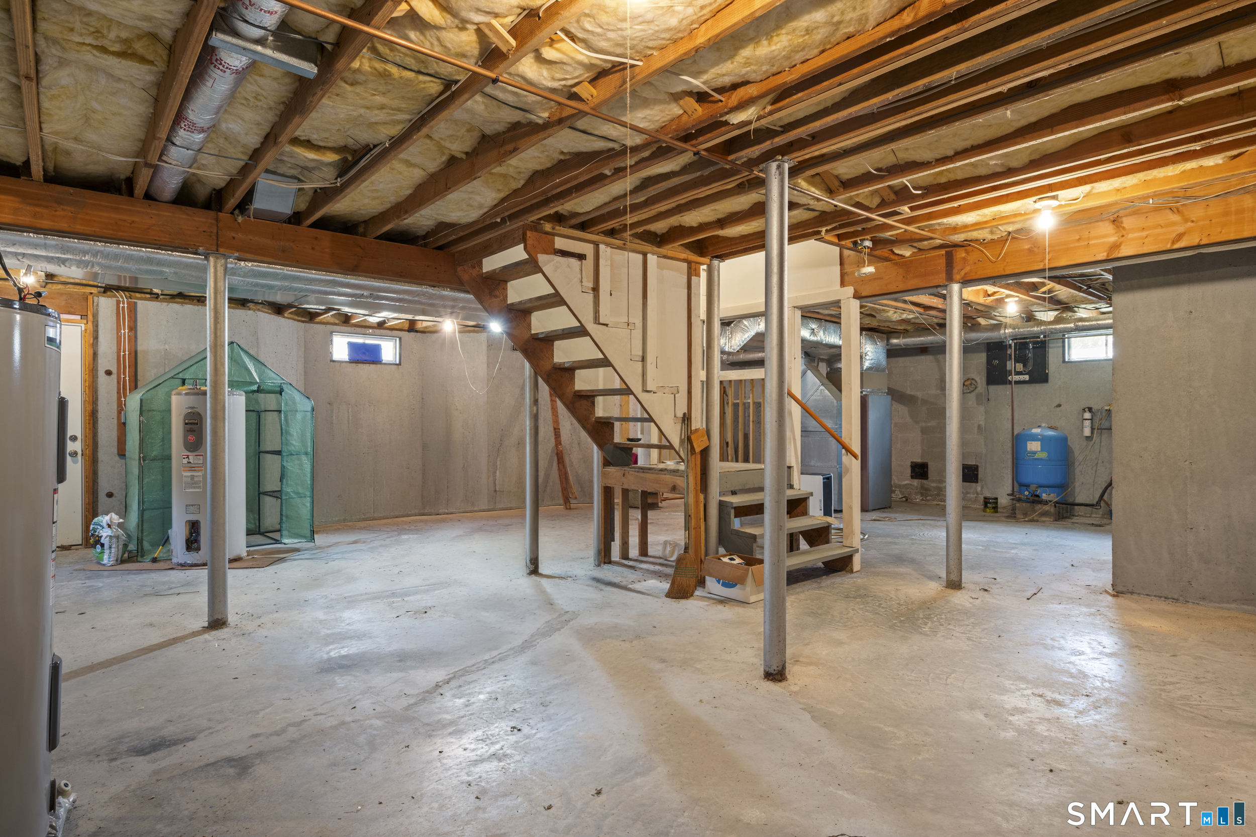 4 Greystone Drive Montville CT 06382