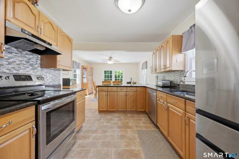 31 Roseleah Drive Waterford CT 06385