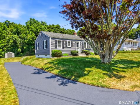 31 Roseleah Drive Waterford CT 06385