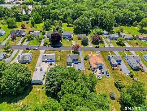 31 Roseleah Drive Waterford CT 06385