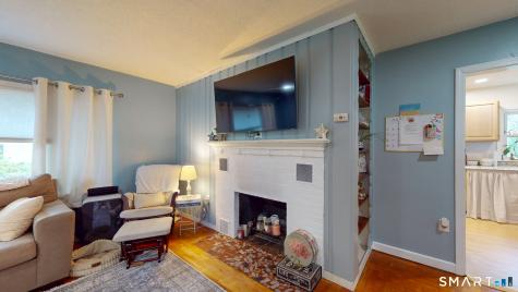 1512 Route 32 Montville CT 06382