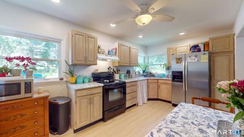 1512 Route 32 Montville CT 06382