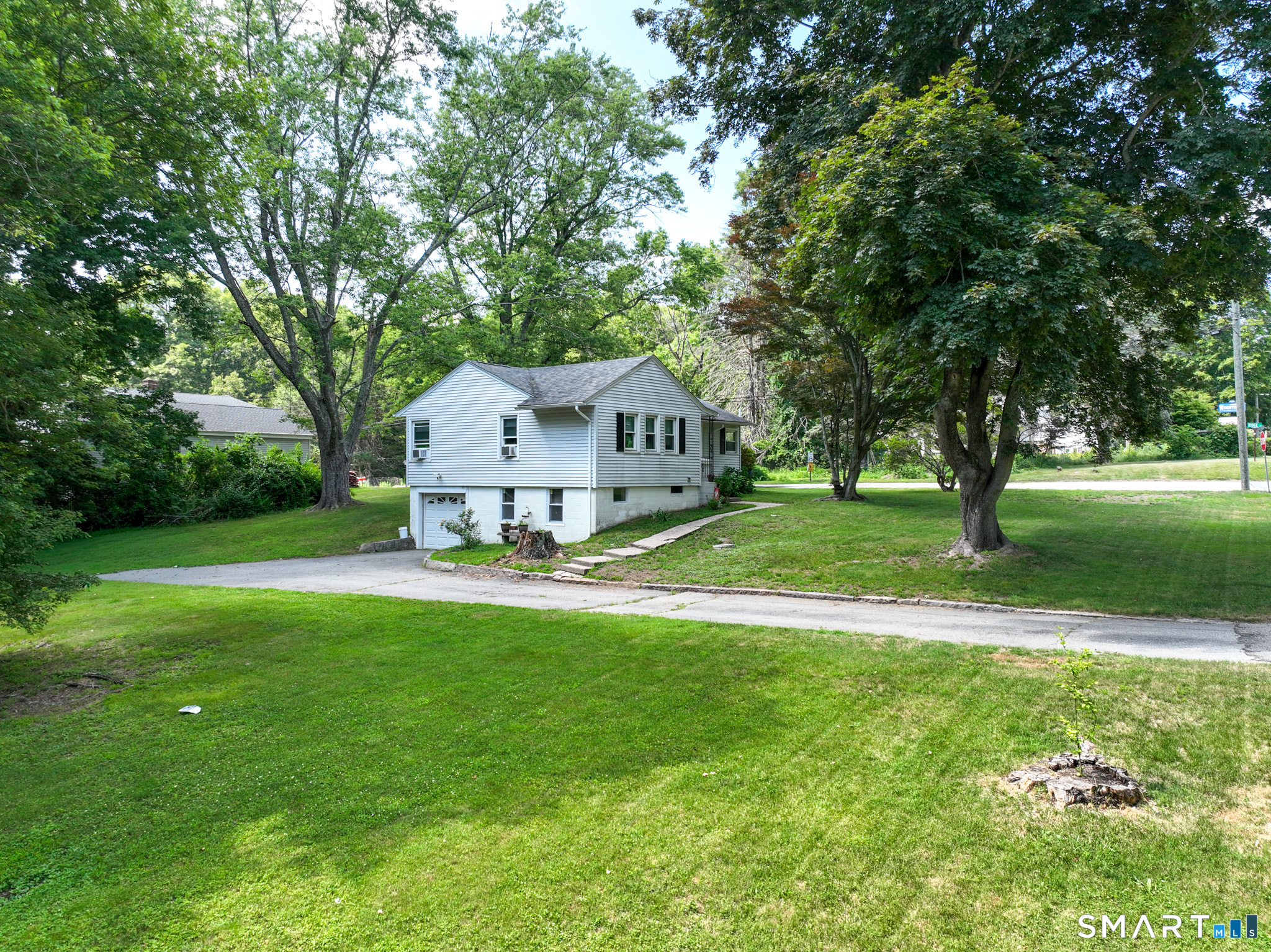 1512 Route 32 Montville CT 06382