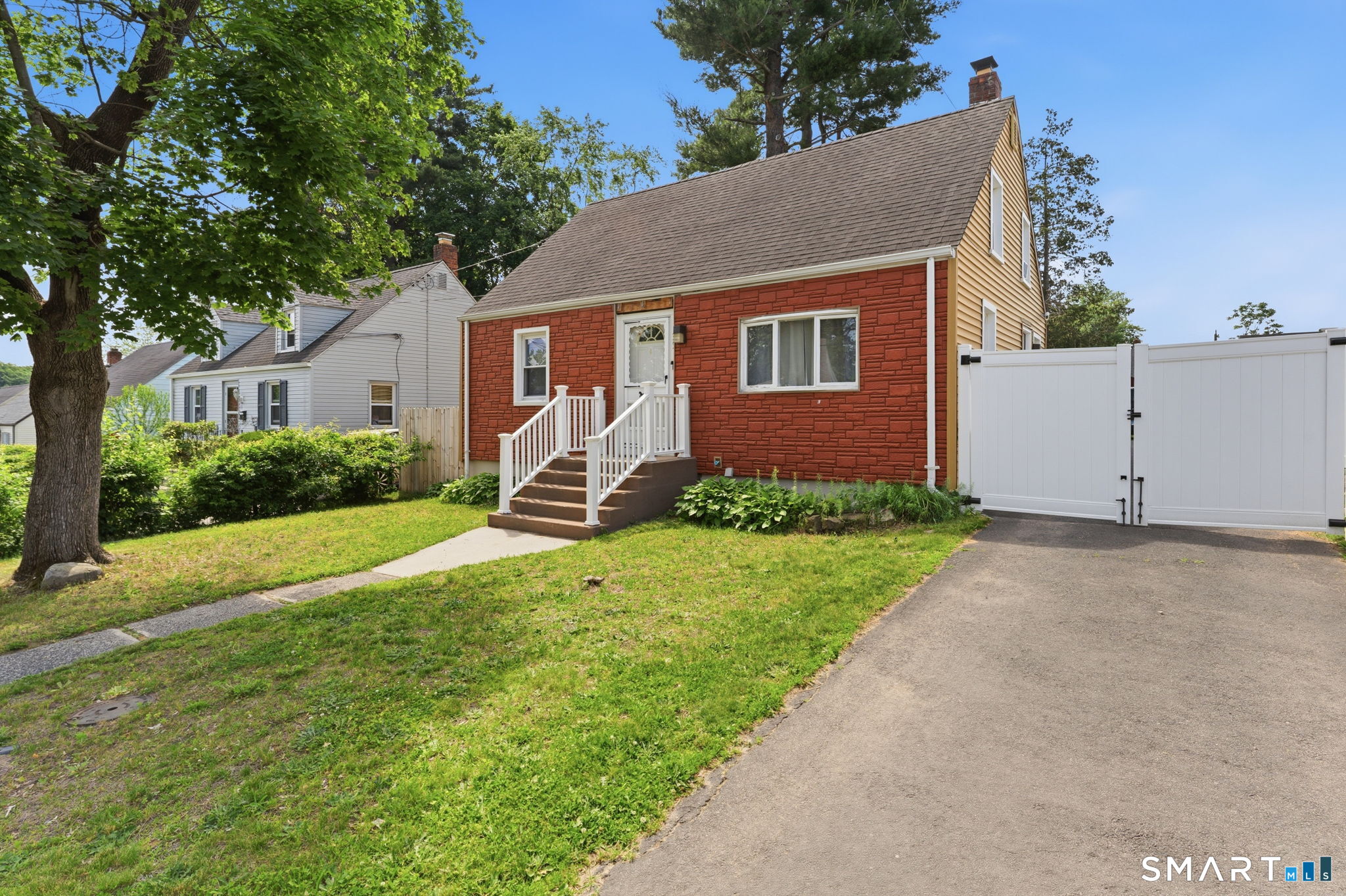 35 Woodstock Street Hartford CT 06112