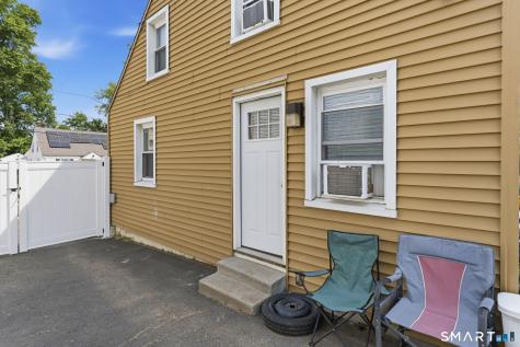 35 Woodstock Street Hartford CT 06112