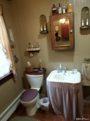 19 North Road Ashford CT 06278