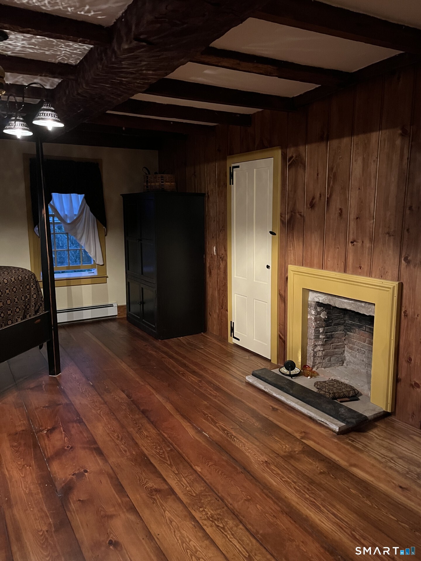 19 North Road Ashford CT 06278