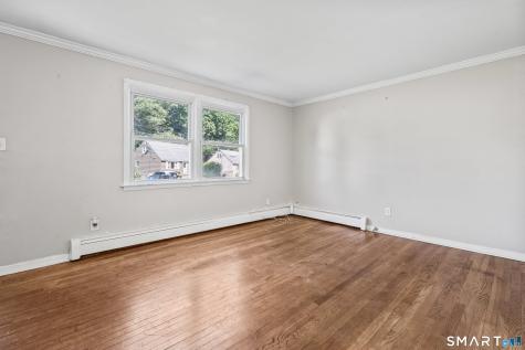 69 Sunshine Circle Bridgeport CT 06606