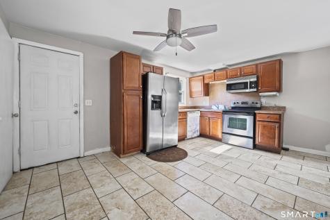 69 Sunshine Circle Bridgeport CT 06606