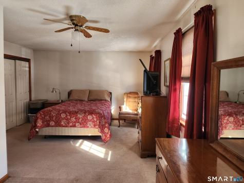 31 Claremont Street Bristol CT 06010