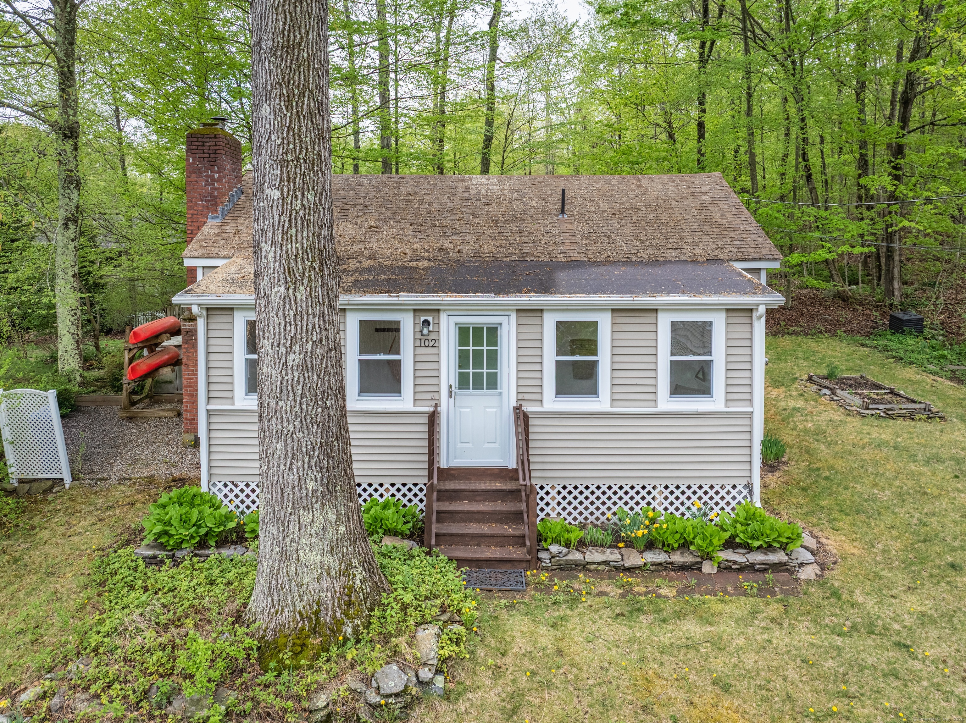 102 Lake Road Coventry CT 06238