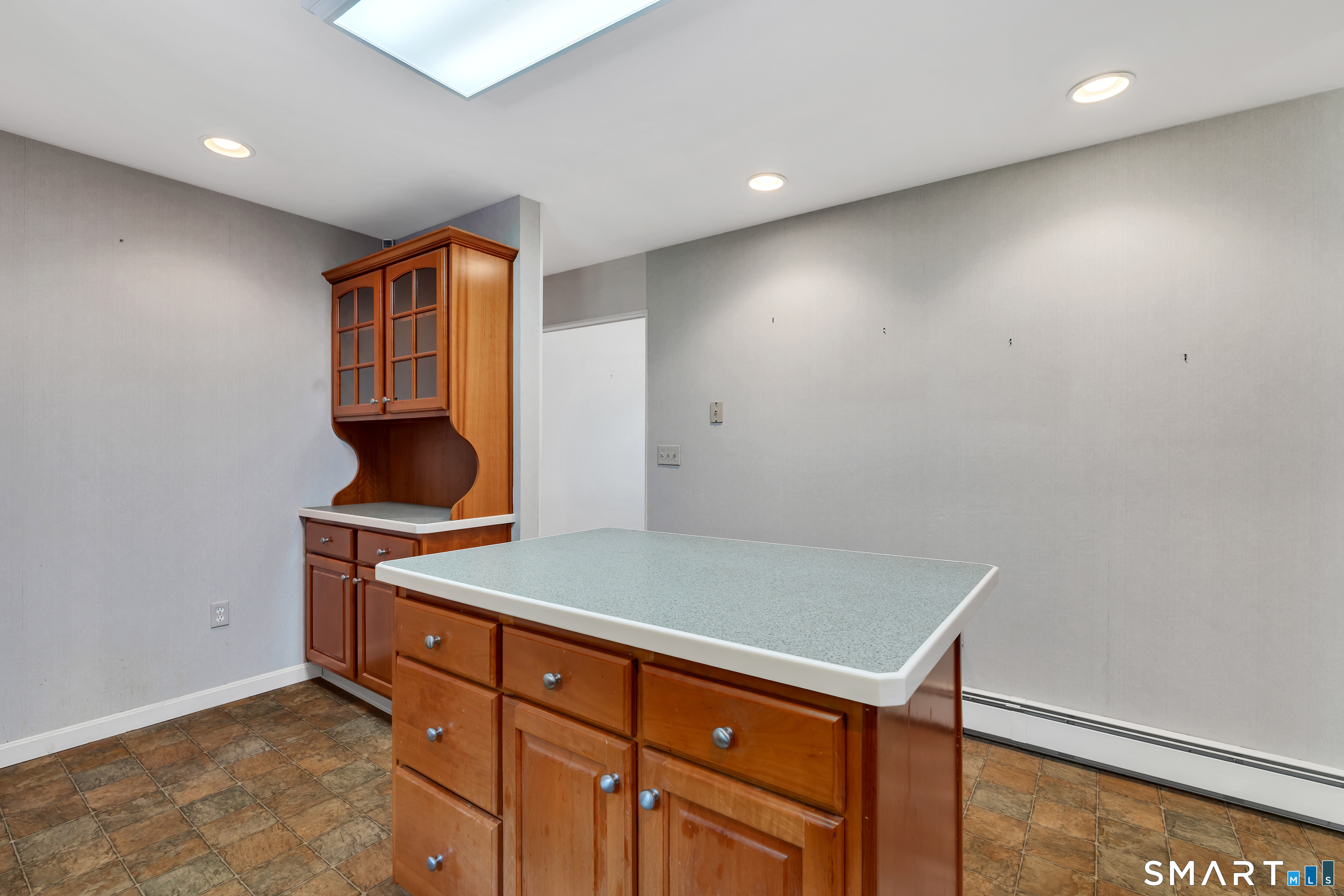 688 Raymond Hill Road Montville CT 06382
