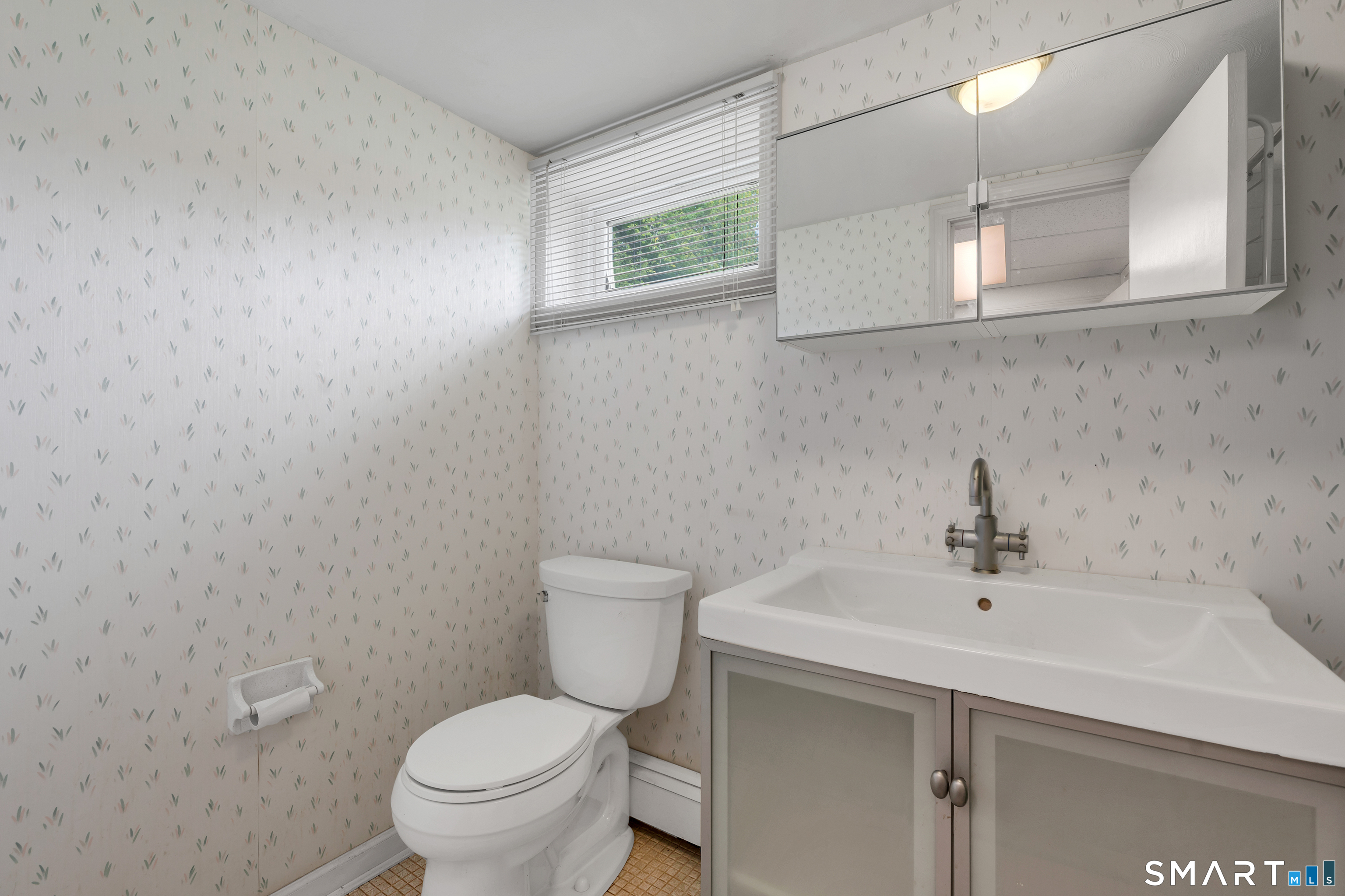 688 Raymond Hill Road Montville CT 06382