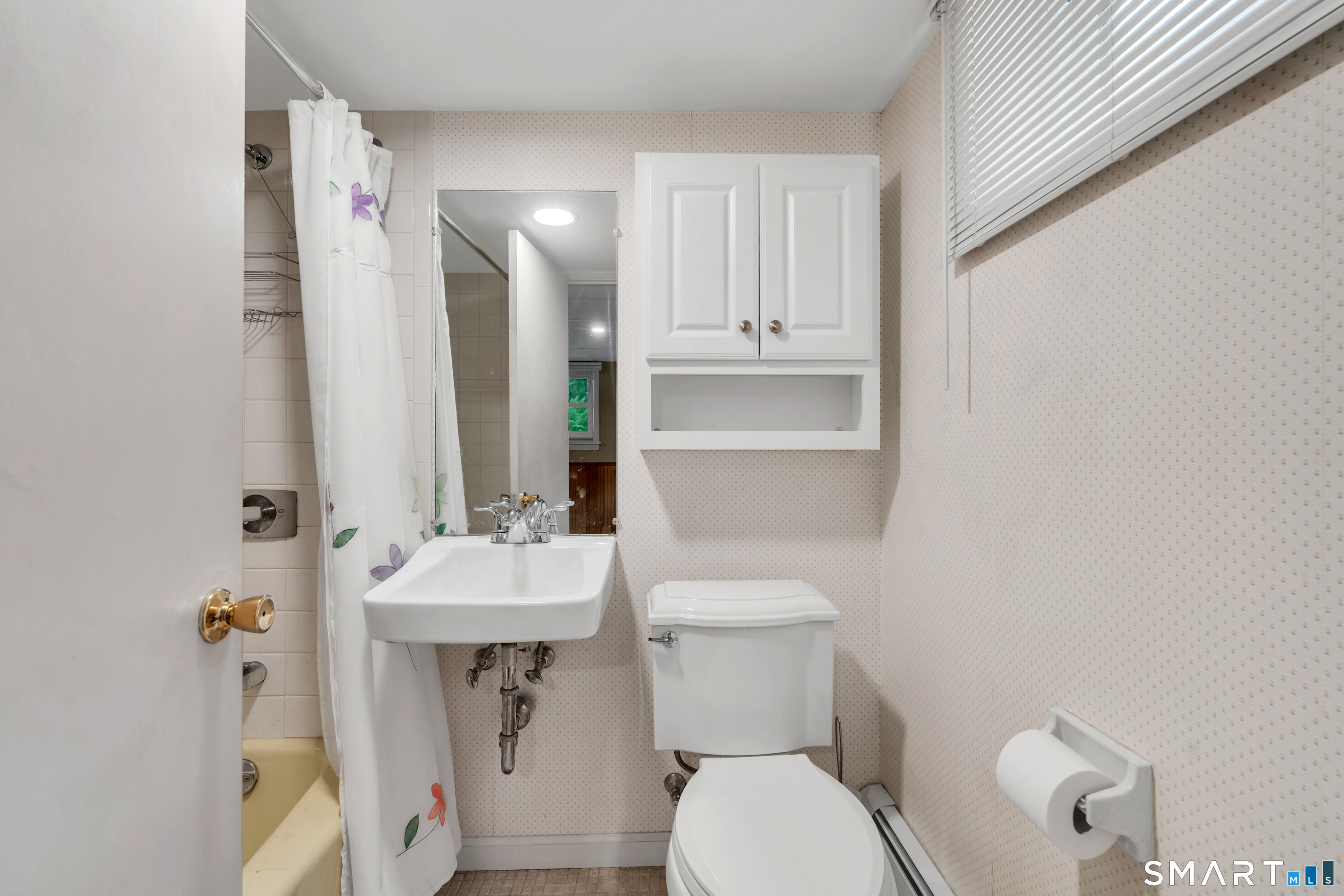 688 Raymond Hill Road Montville CT 06382