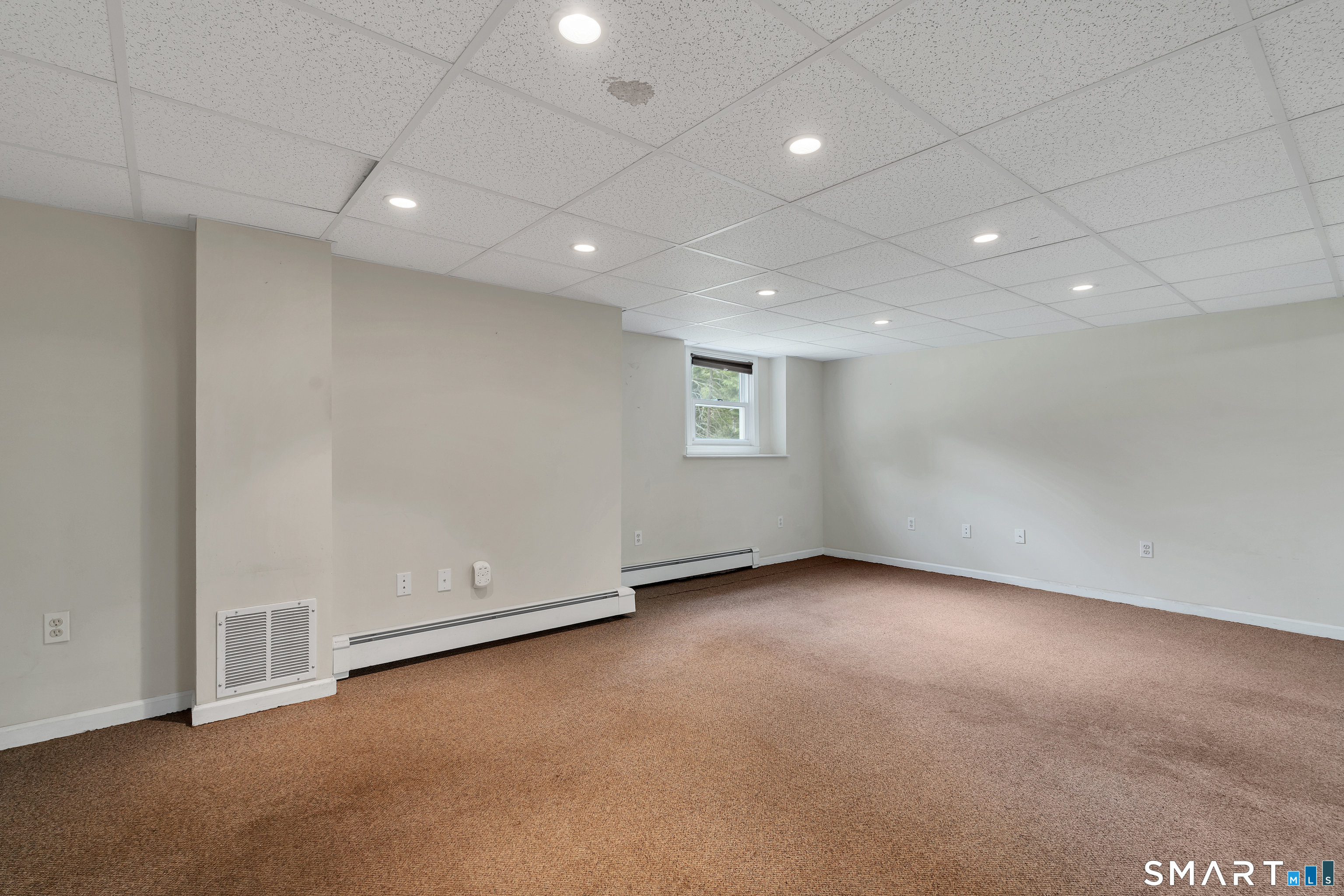 688 Raymond Hill Road Montville CT 06382