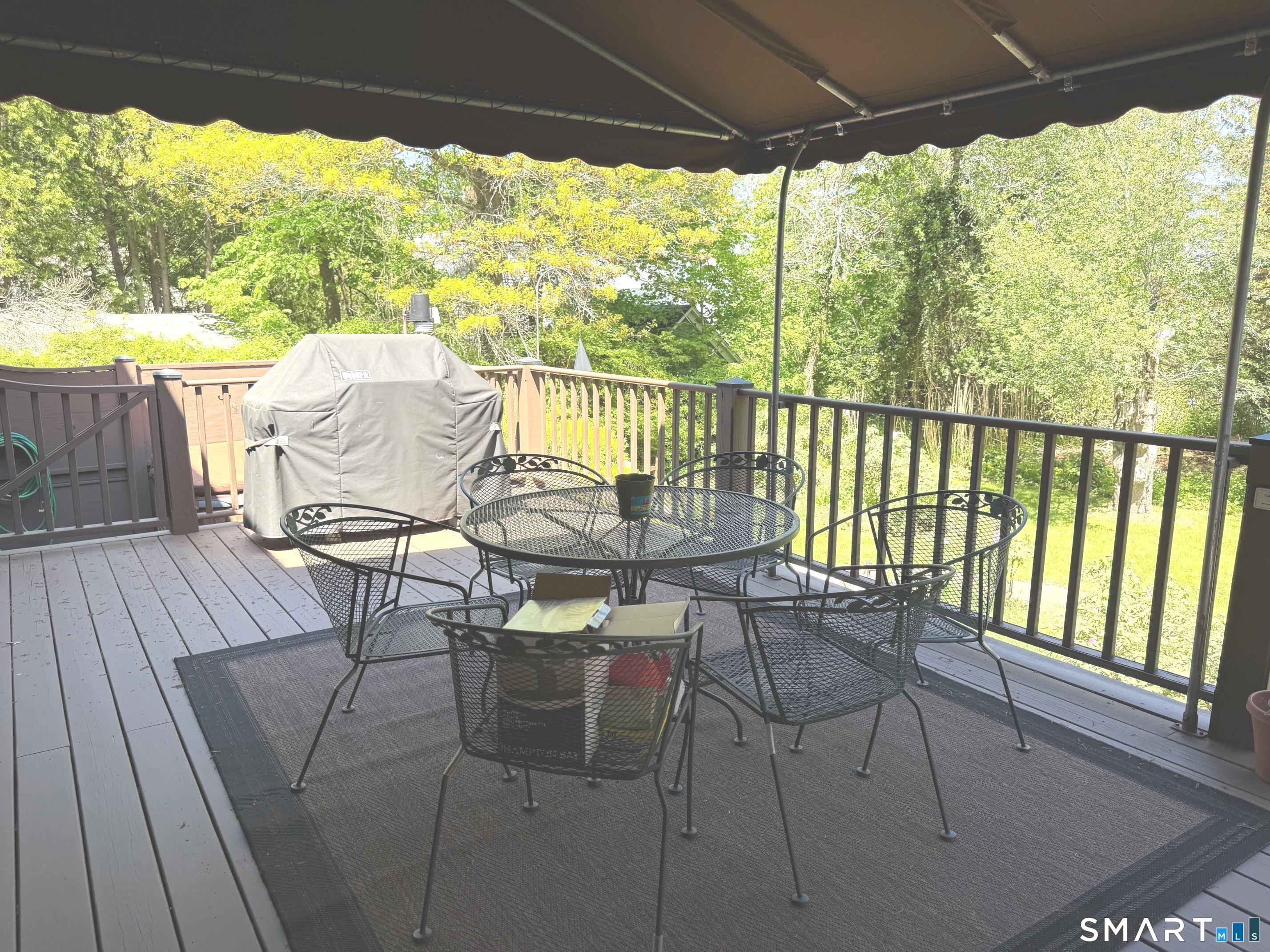 8 Ivy Road Stonington CT 06355