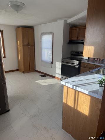 9 Brown Avenue Windsor CT 06095