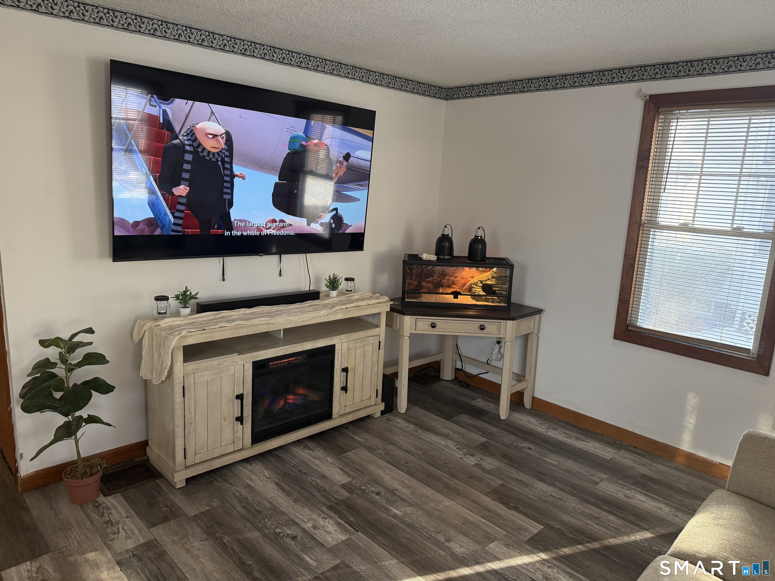 9 Brown Avenue Windsor CT 06095