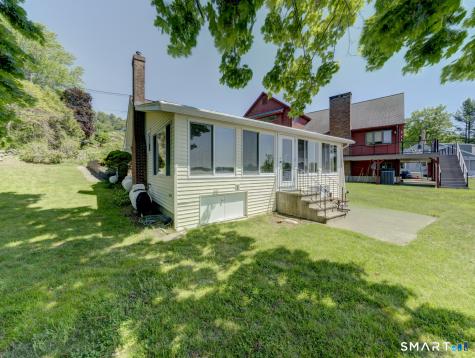 114 Lake Drive East Hampton CT 06424