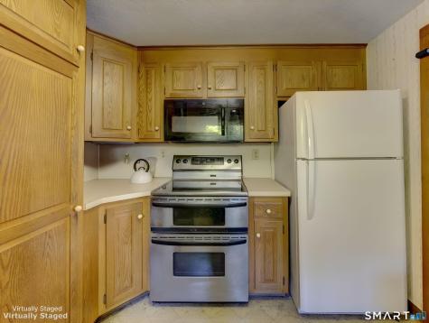 114 Lake Drive East Hampton CT 06424