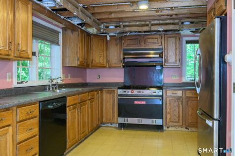 30 Steep Hollow Lane Manchester CT 06040