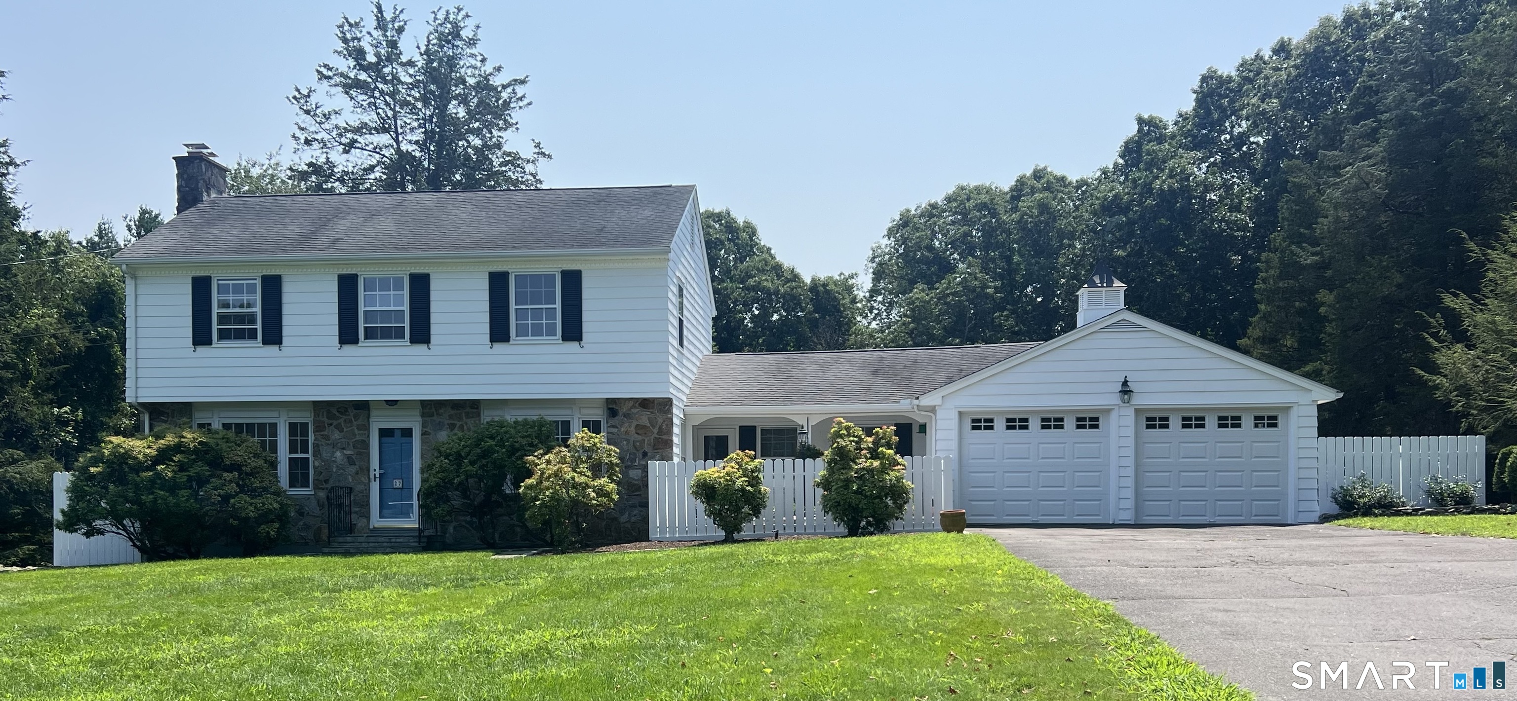 27 Brittany Avenue Trumbull CT 06611