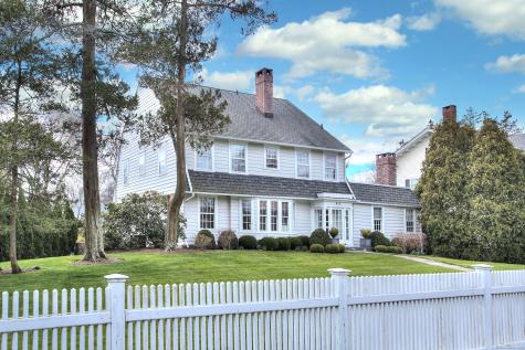915 Old Post Road Fairfield CT 06824