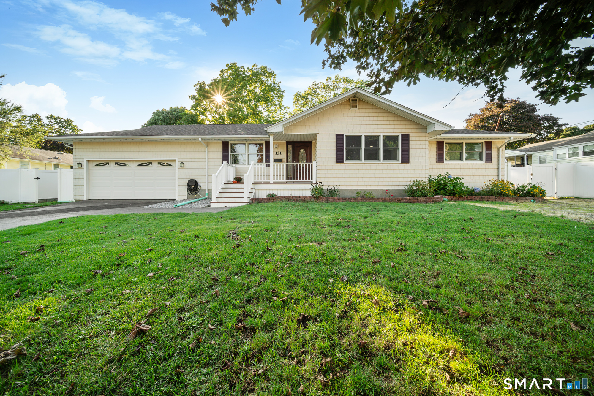 121 Bridgeview Place Stratford CT 06614
