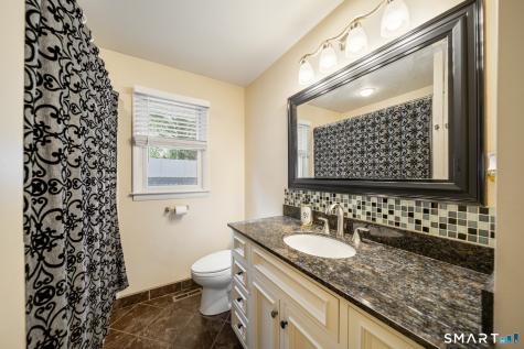 121 Bridgeview Place Stratford CT 06614