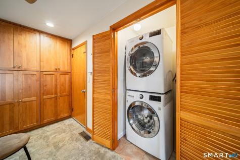 121 Bridgeview Place Stratford CT 06614