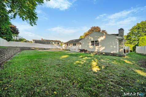 121 Bridgeview Place Stratford CT 06614