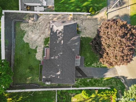 121 Bridgeview Place Stratford CT 06614